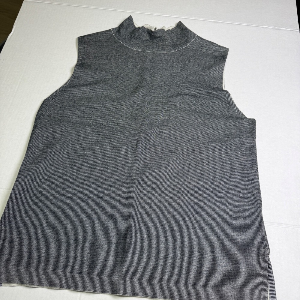 Moth Anthropologie Grey Striped‎ Mock Neck Sleeveless Sweater Top Small
